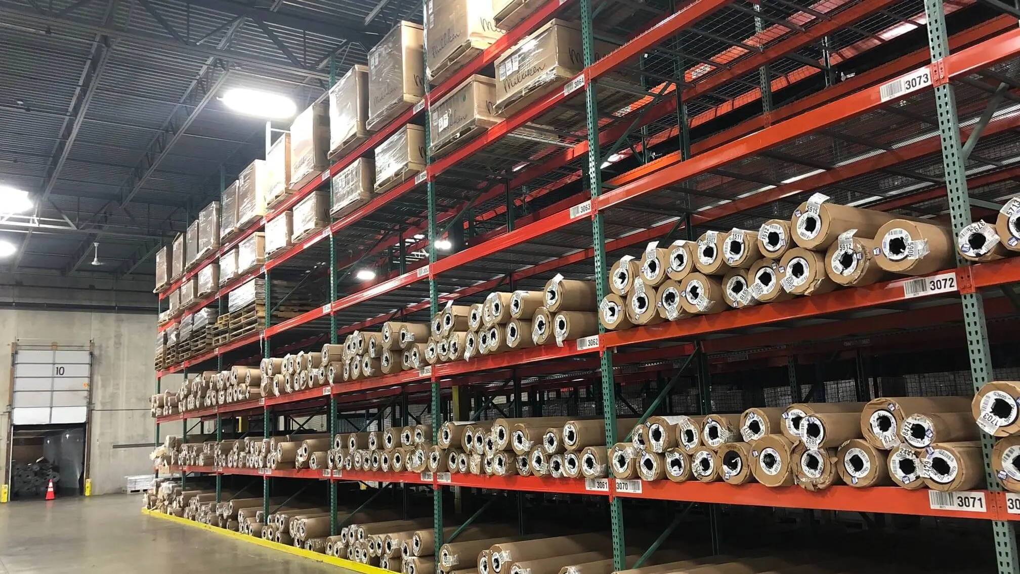 Biggest Benefits of Adding Warehouse Mezzanine Systems