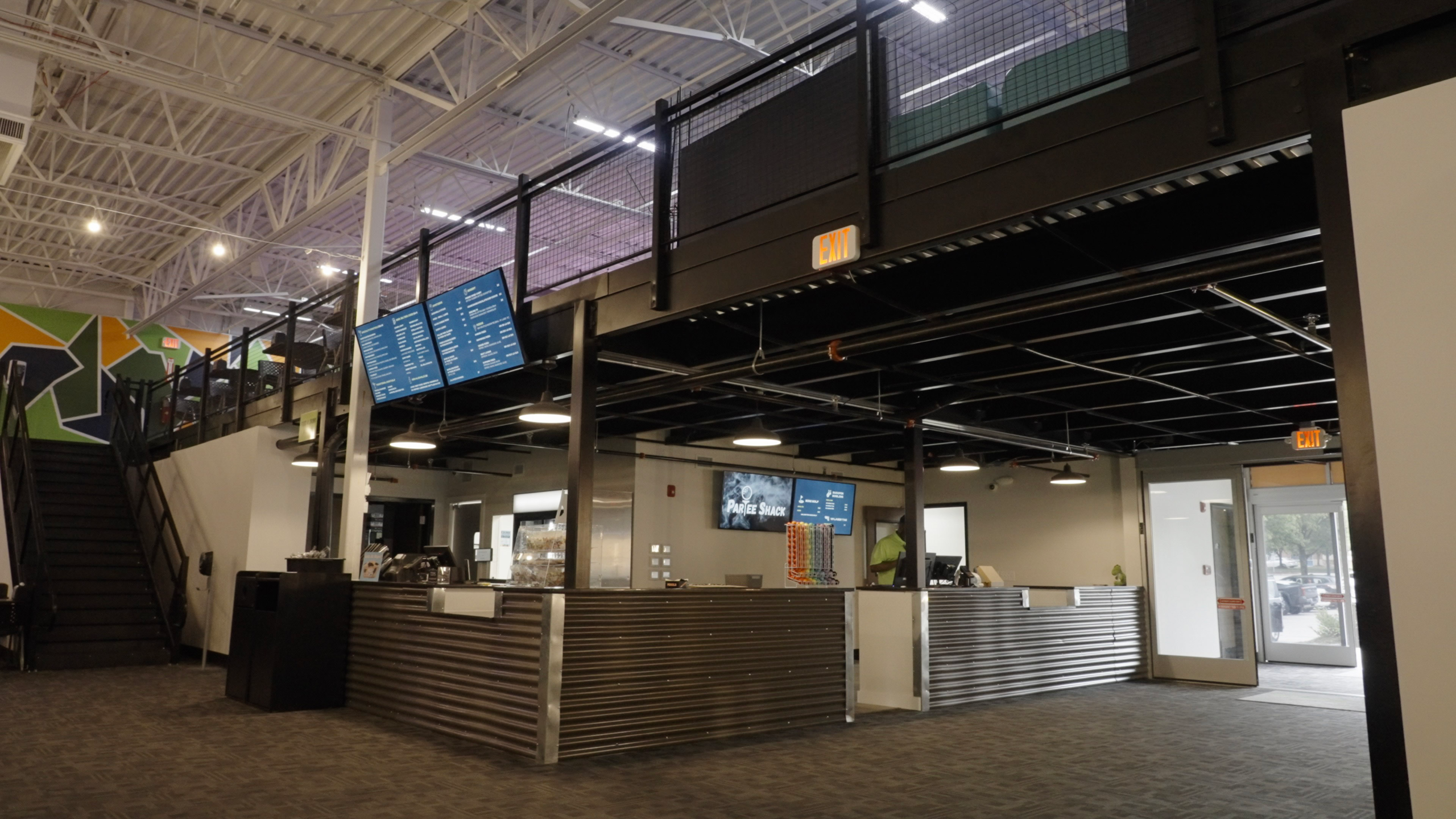 9-MD_ParteeShack_Still_09